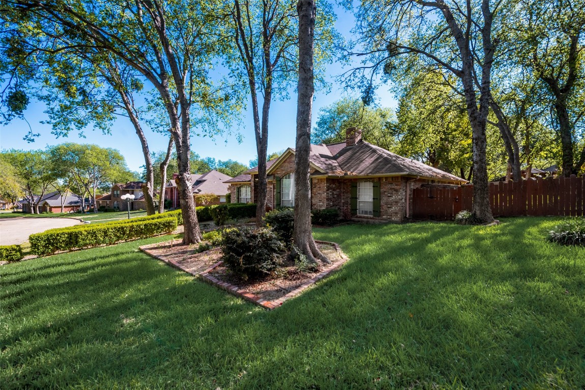 1311 Sequoia Drive Grand Prairie TX 75052