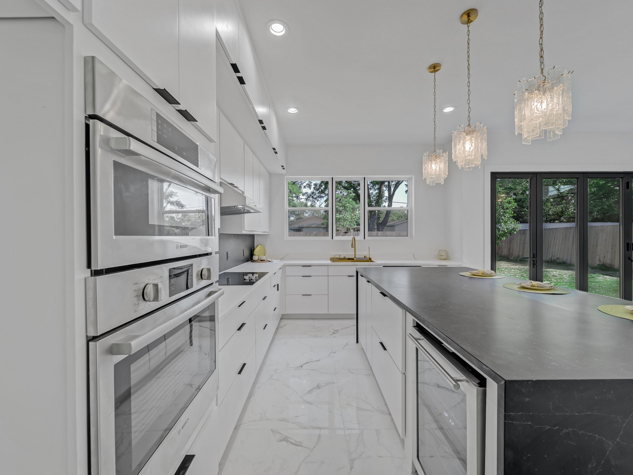 1943 Mcbroom Street Dallas TX 75212