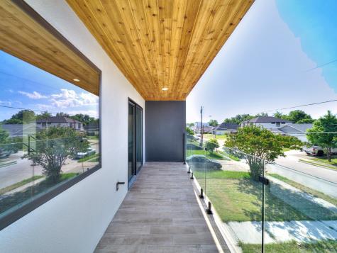 1943 Mcbroom Street Dallas TX 75212