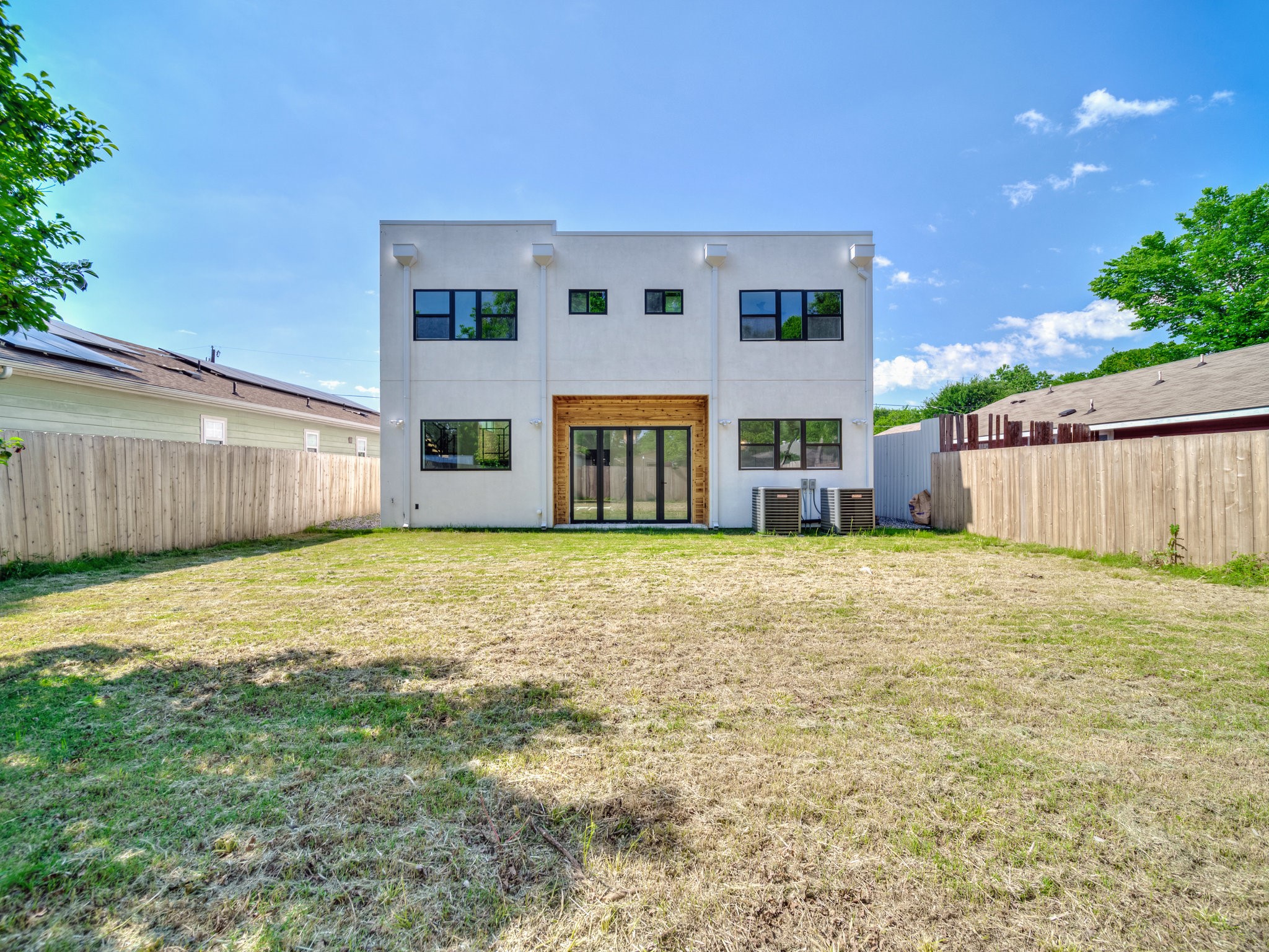 1943 Mcbroom Street Dallas TX 75212