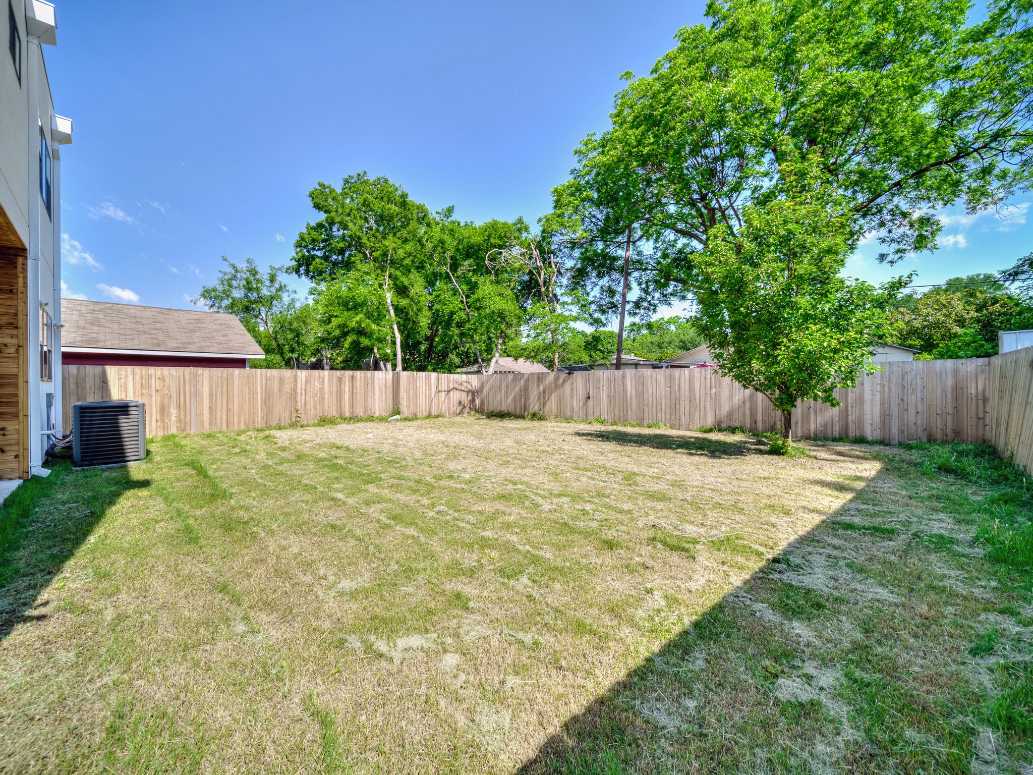 1943 Mcbroom Street Dallas TX 75212