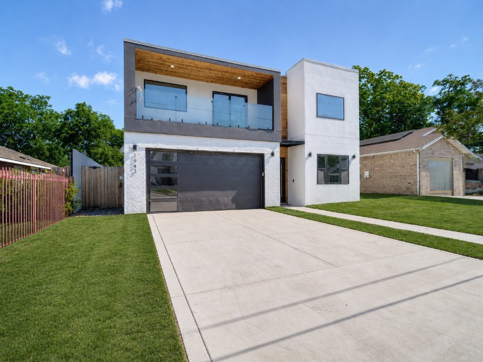 1943 Mcbroom Street Dallas TX 75212
