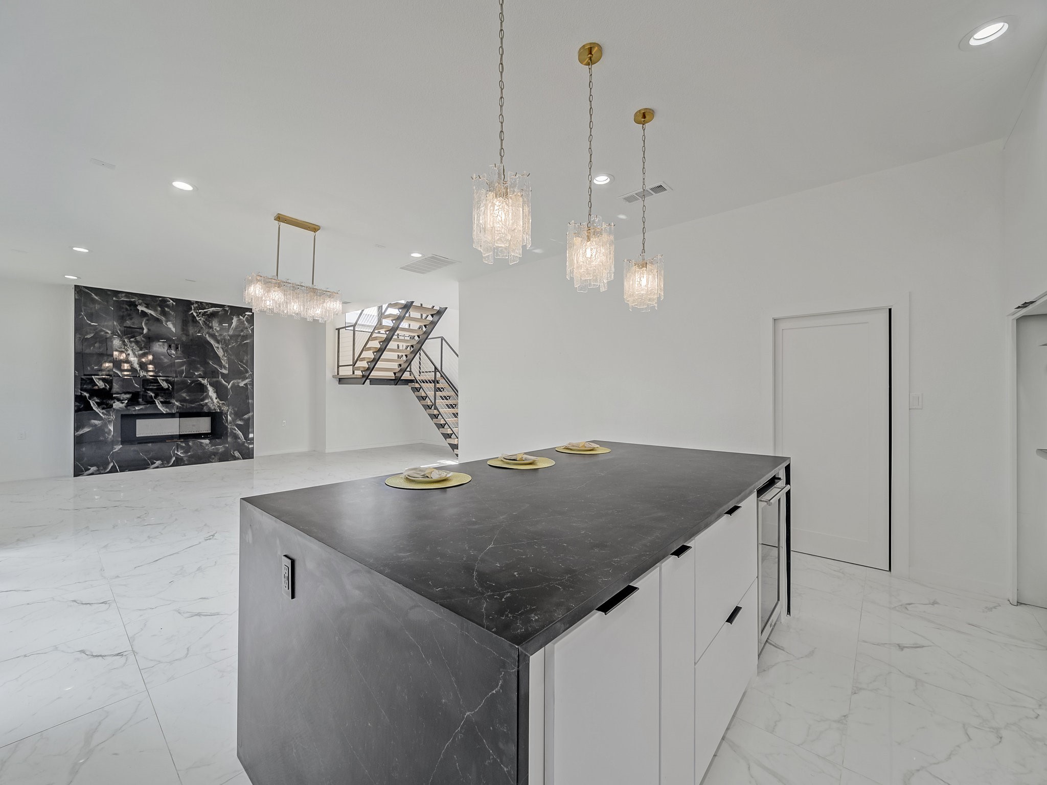 1943 Mcbroom Street Dallas TX 75212