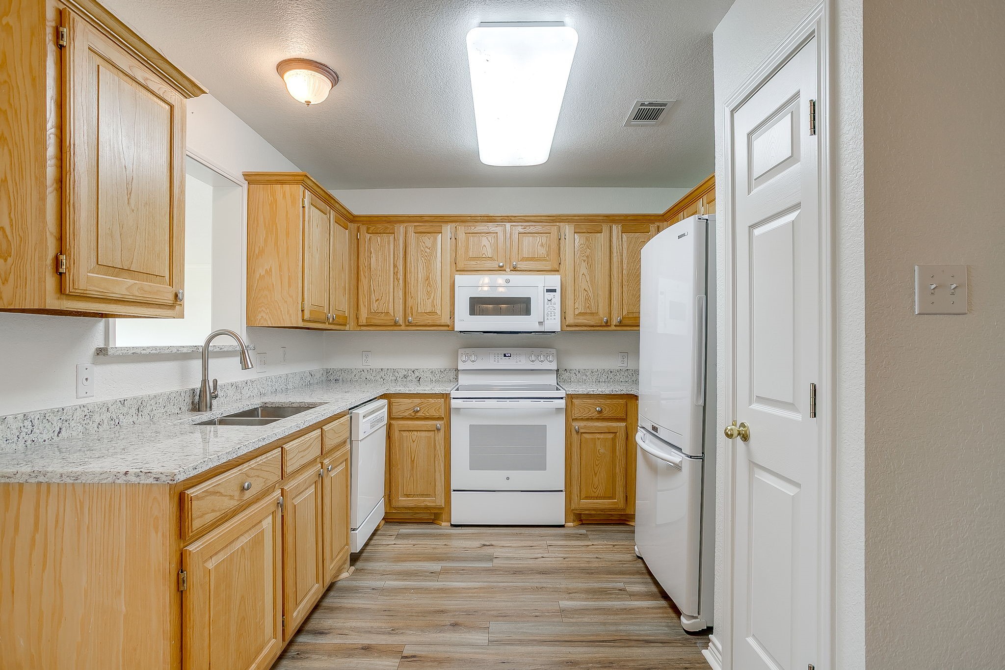 1451 Lakeside Trail Whitney TX 76692