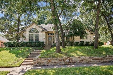 8300 Shady Oaks Drive North Richland Hills TX 76182