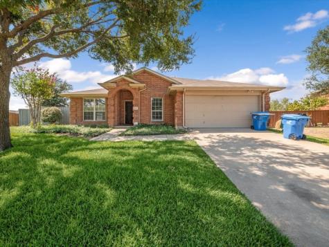 7213 Journeys End Rowlett TX 75089