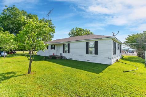 232 County Road 4130 Bonham TX 75418