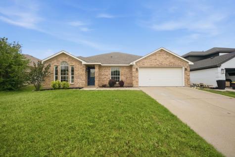 837 Morgan Drive Burleson TX 76028