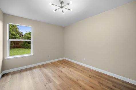 837 Morgan Drive Burleson TX 76028