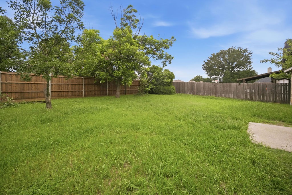 837 Morgan Drive Burleson TX 76028