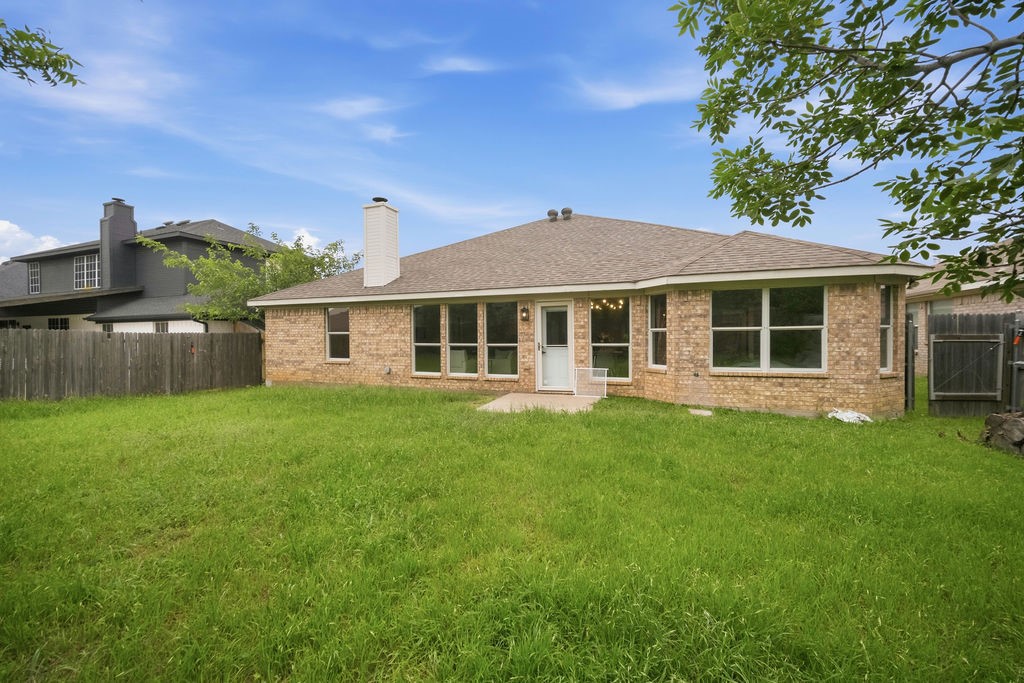 837 Morgan Drive Burleson TX 76028
