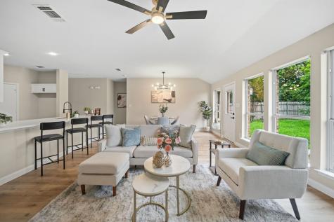 837 Morgan Drive Burleson TX 76028