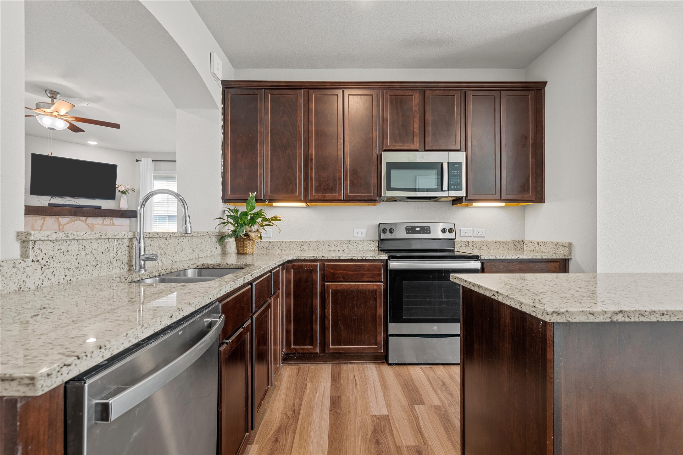 10232 Driskill Drive Waco TX 76708
