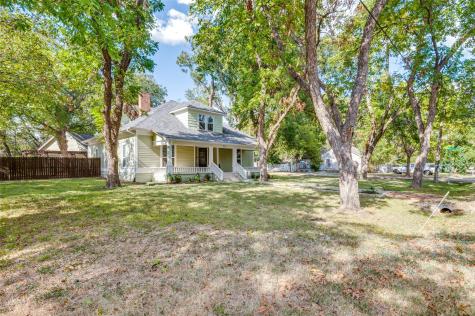 810 S College Street Waxahachie TX 75165
