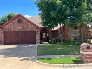 8433 Arroyo Lane Benbrook TX 76126