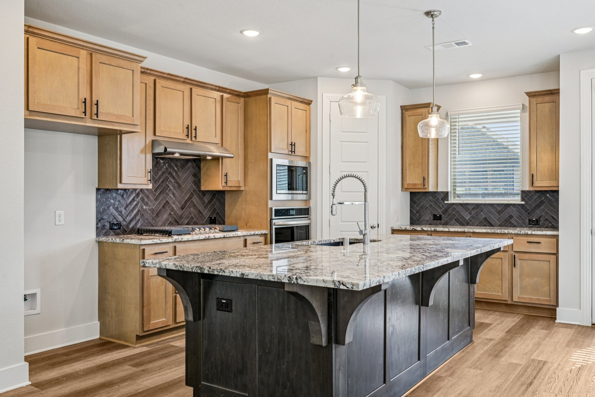 1920 Dappled Grey Avenue Aubrey TX 76227