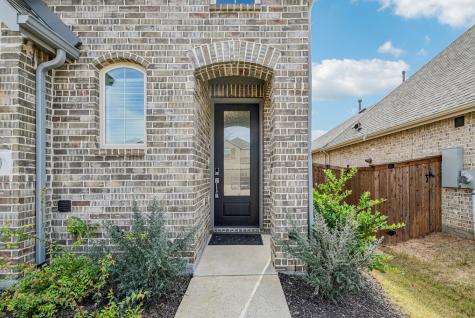 1920 Dappled Grey Avenue Aubrey TX 76227