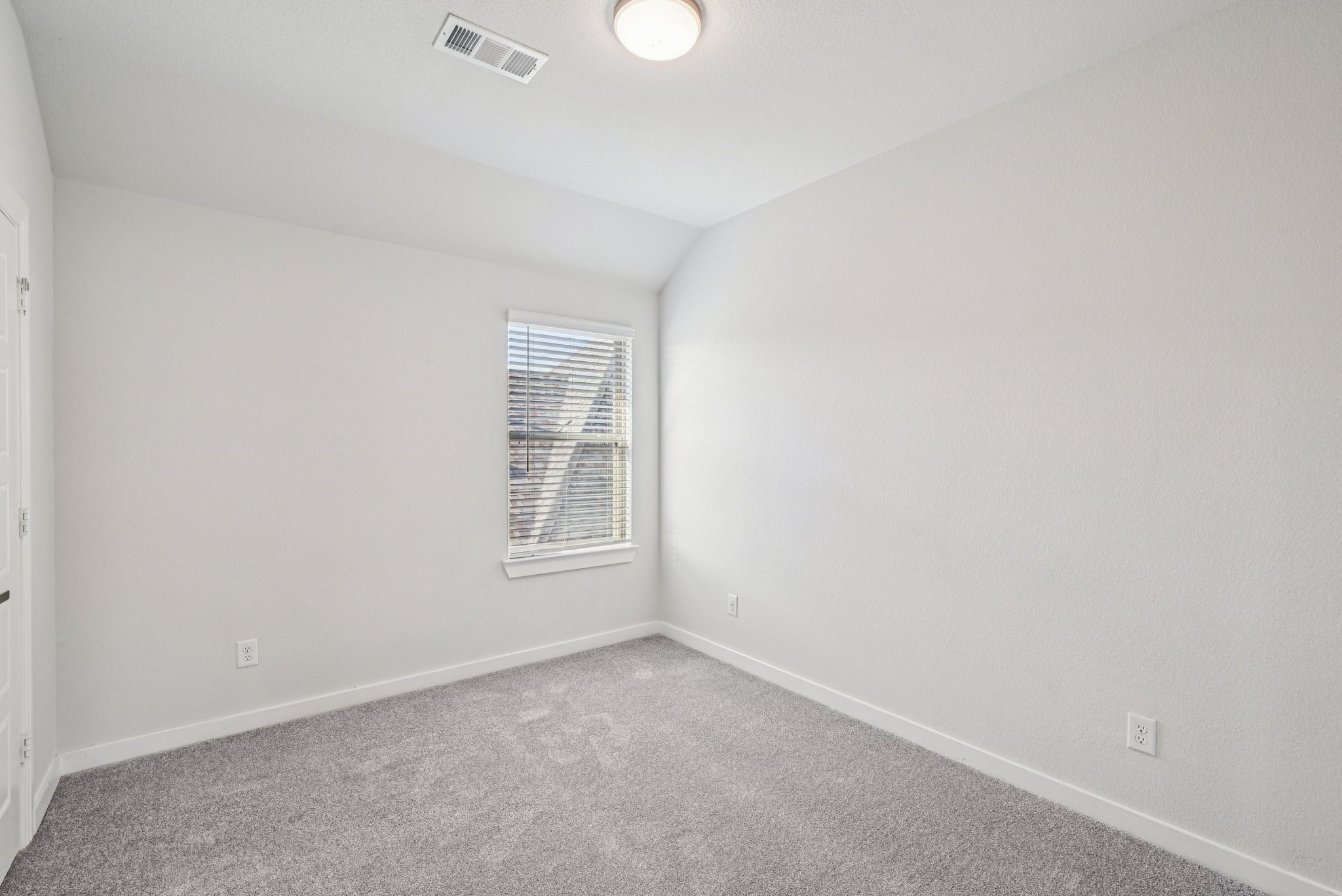 1920 Dappled Grey Avenue Aubrey TX 76227