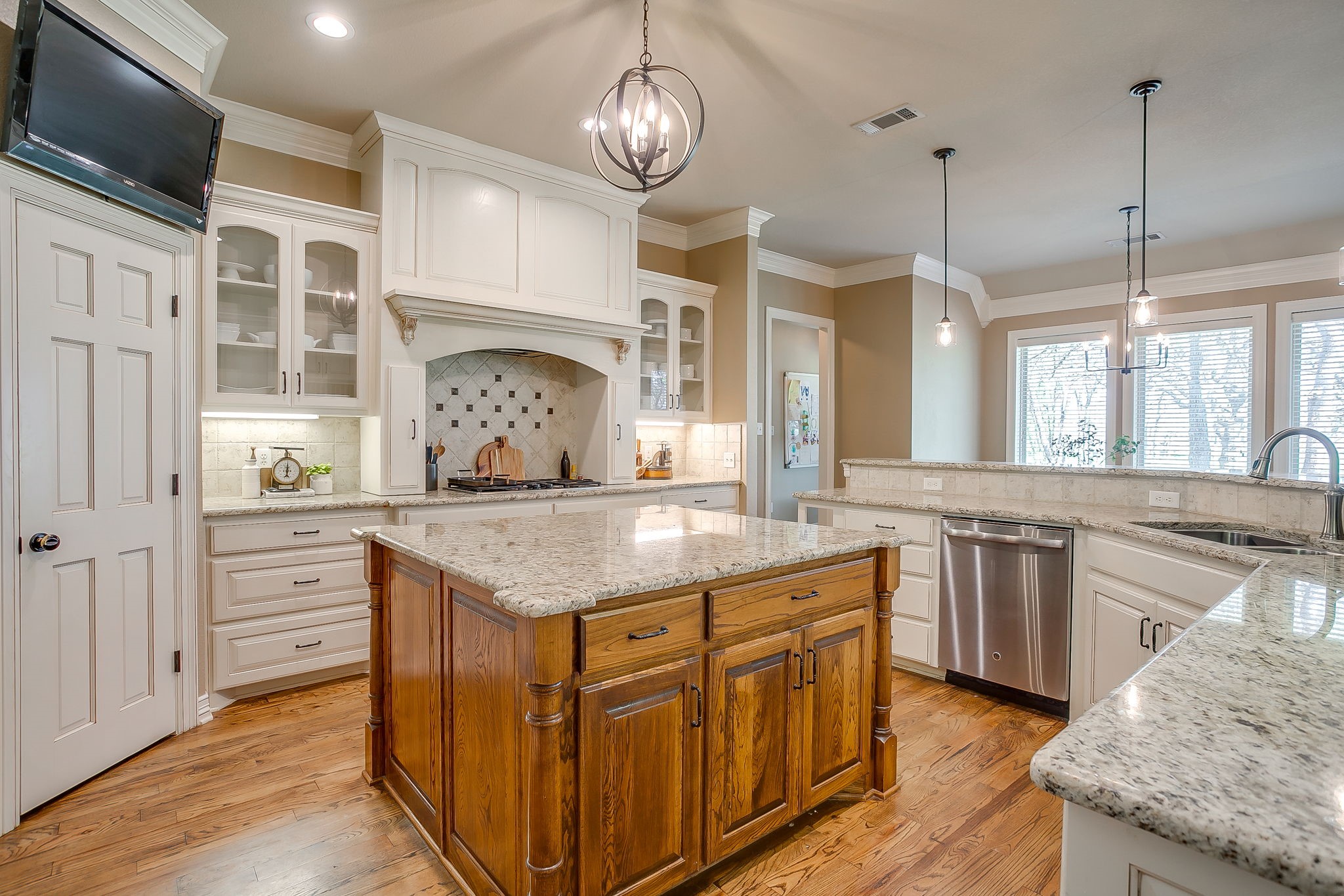 542 S Sugartree Drive Lipan TX 76462