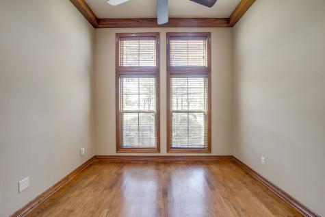 542 S Sugartree Drive Lipan TX 76462