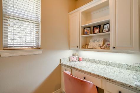 542 S Sugartree Drive Lipan TX 76462