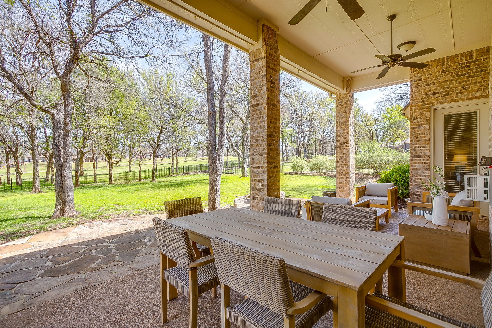 542 S Sugartree Drive Lipan TX 76462