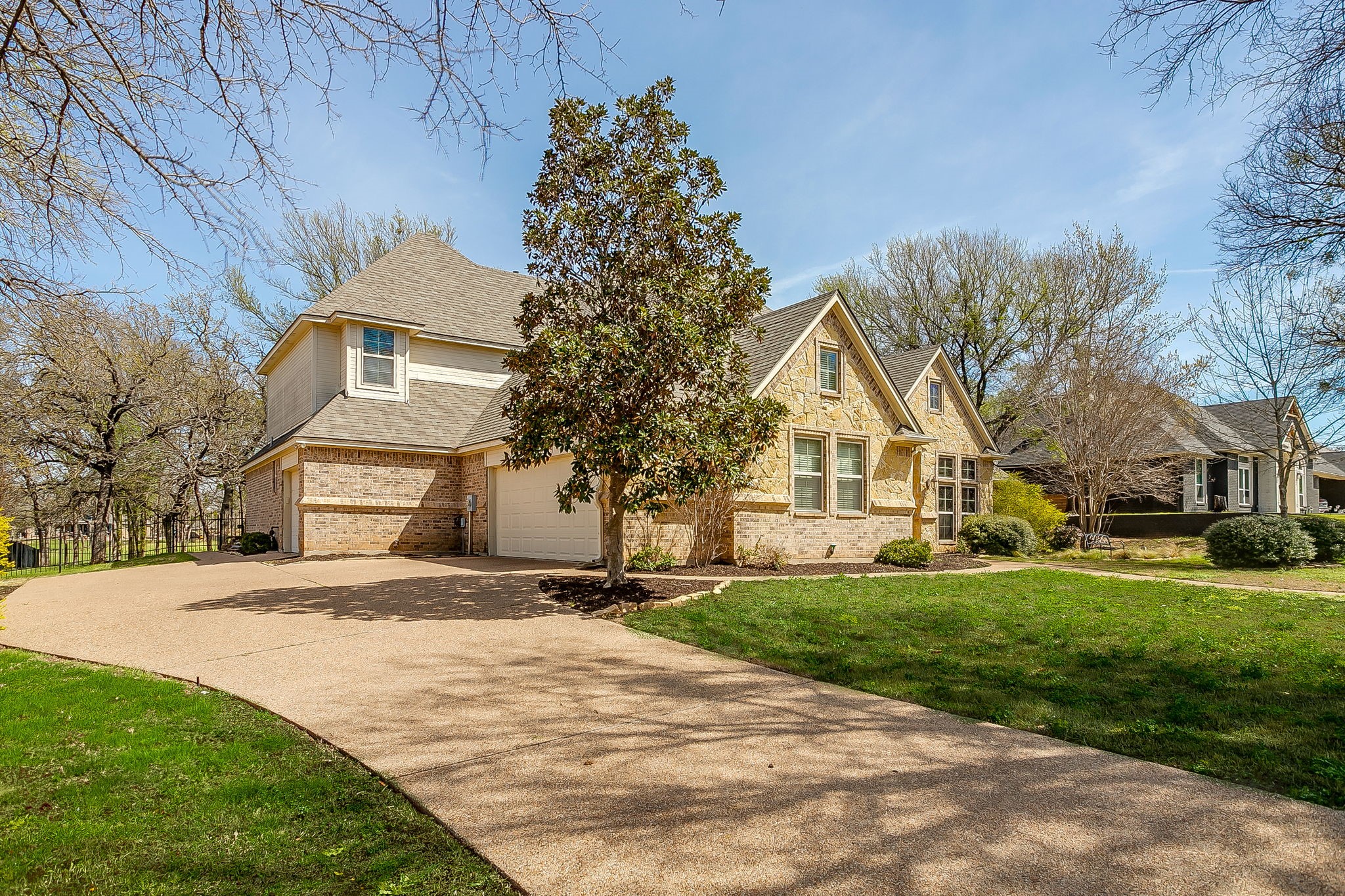 542 S Sugartree Drive Lipan TX 76462
