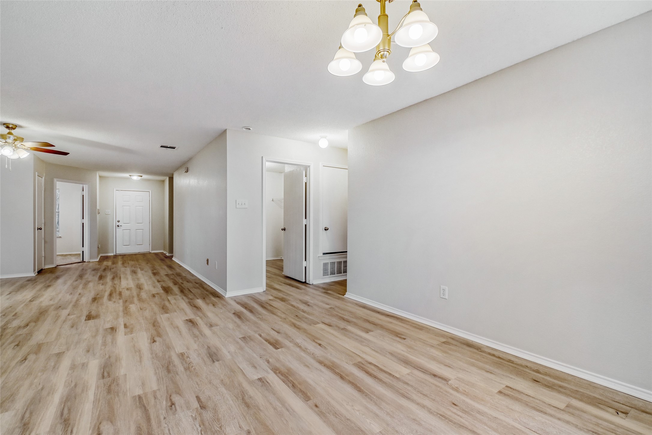 7845 Whitney Lane Fort Worth TX 76112