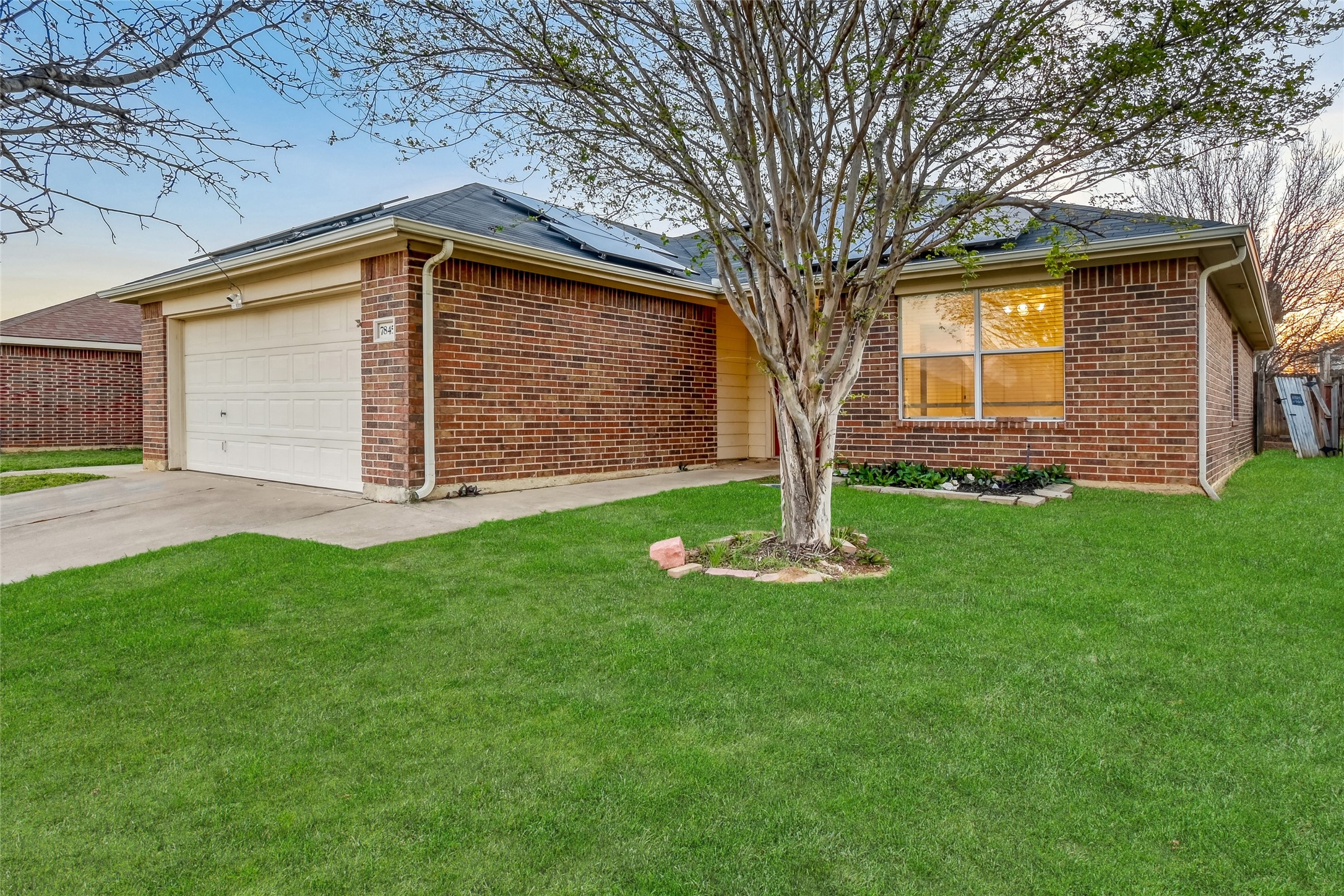 7845 Whitney Lane Fort Worth TX 76112