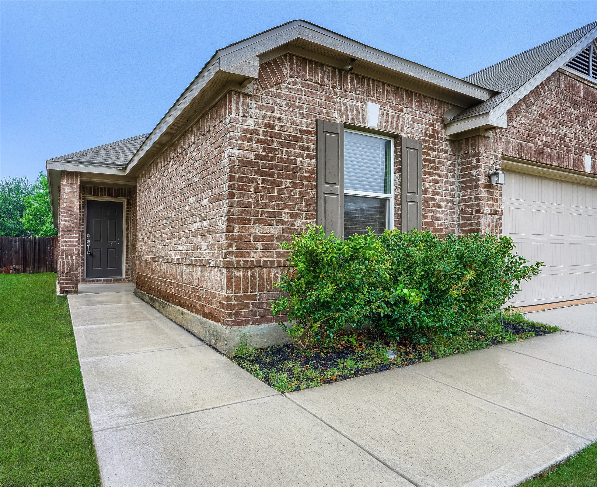 7845 Whitney Lane Fort Worth TX 76112