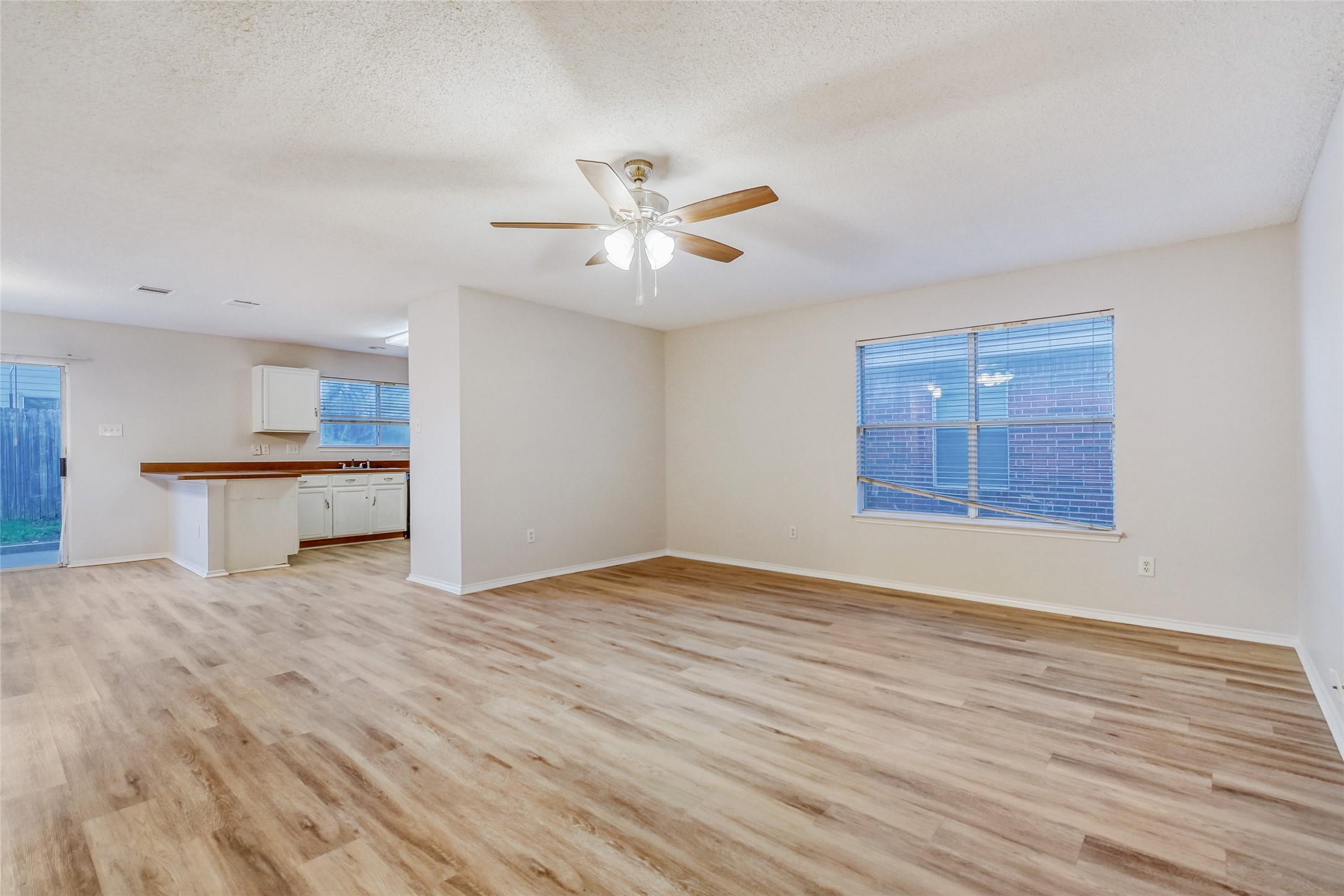 7845 Whitney Lane Fort Worth TX 76112