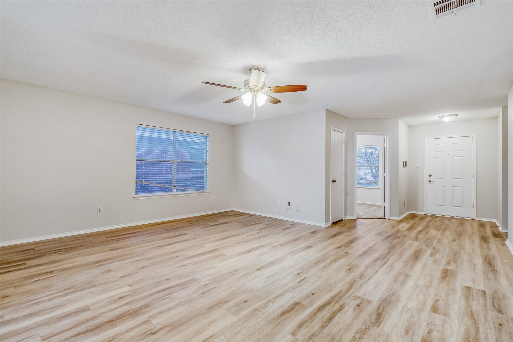 7845 Whitney Lane Fort Worth TX 76112