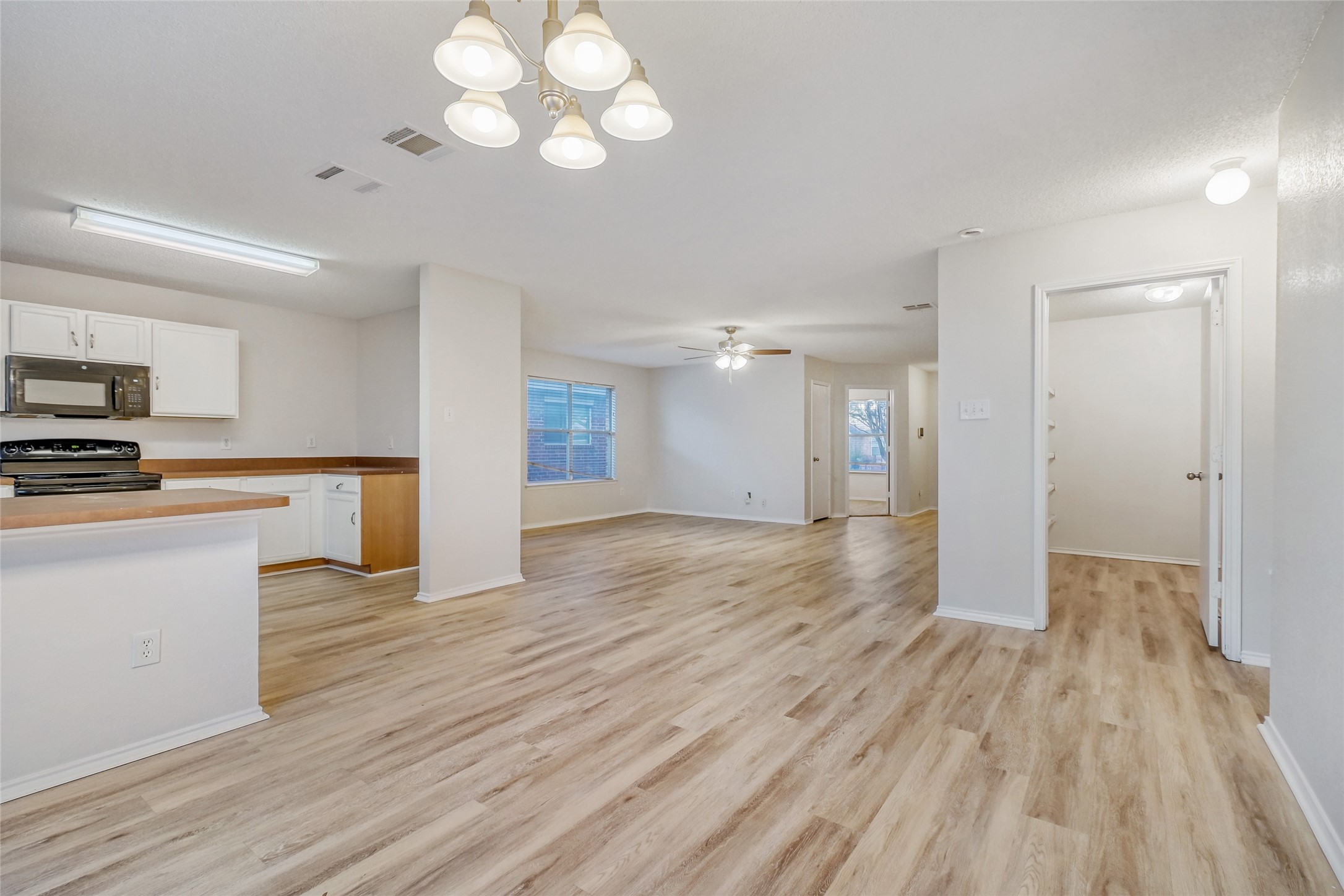 7845 Whitney Lane Fort Worth TX 76112