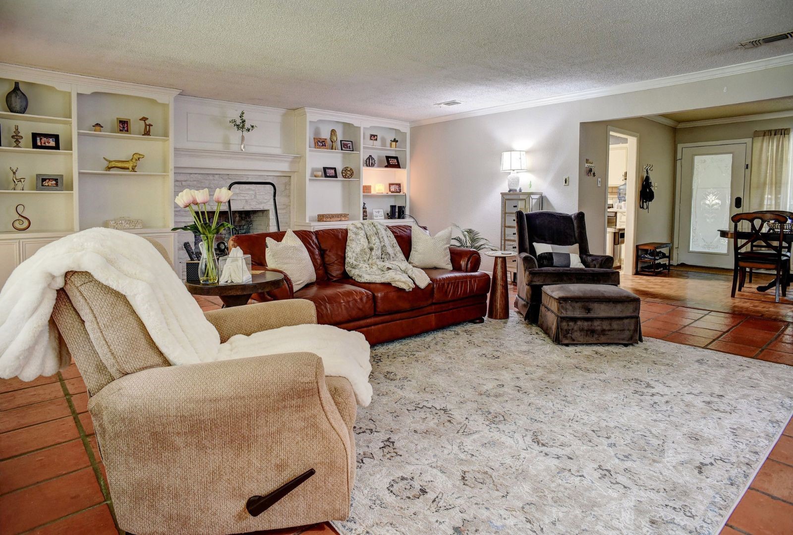 000 Laguna Lane Austin TX 78746