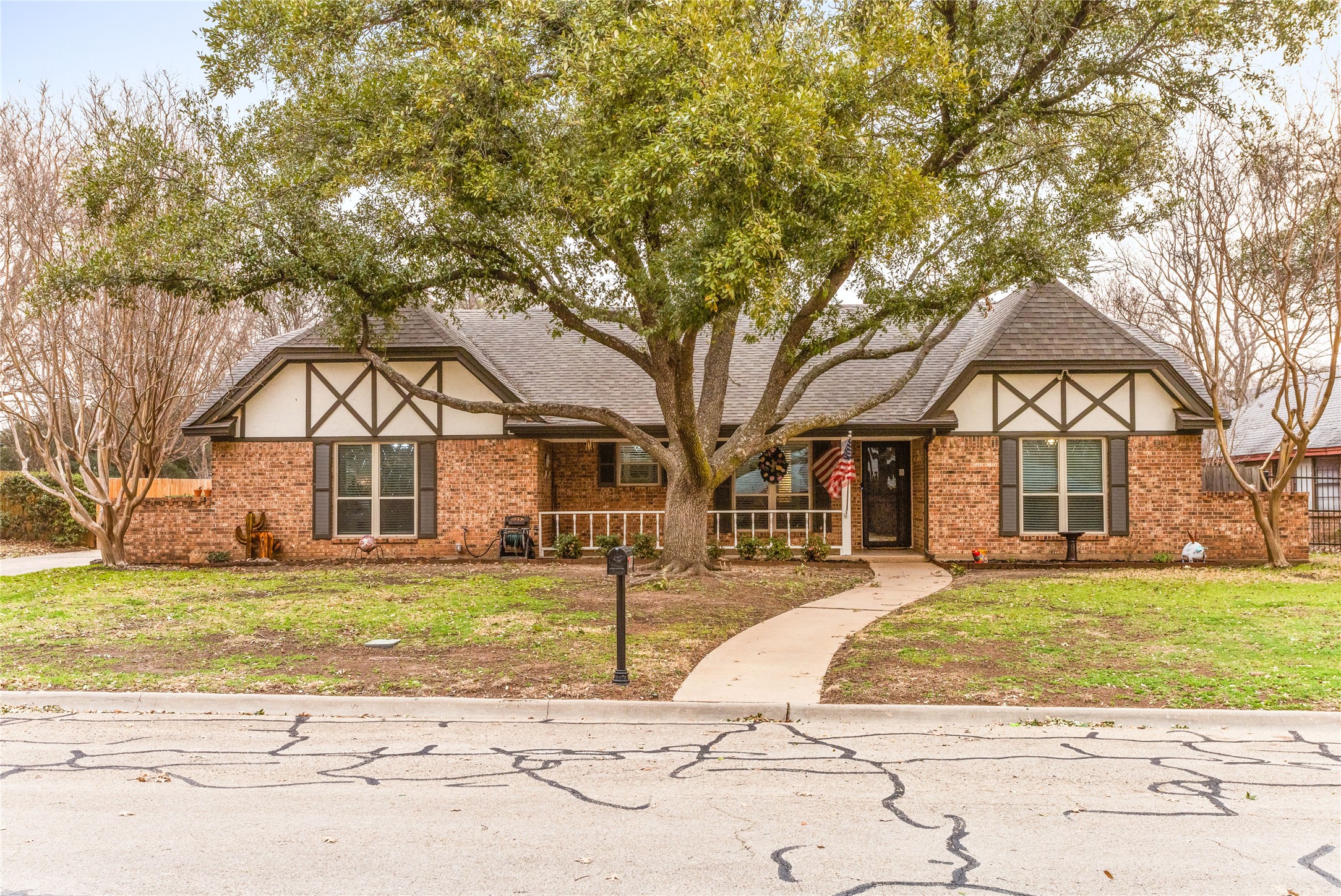 1113 Green River Trail Cleburne TX 76033