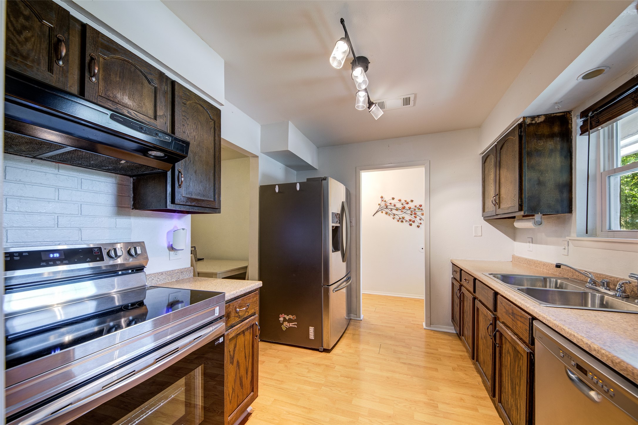 5410 Prince Drive Lake Dallas TX 75065