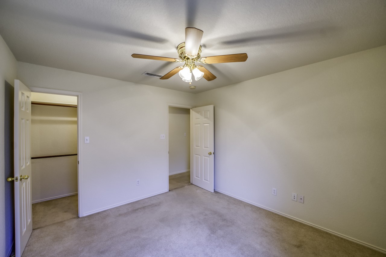 320 Shane Lane Burleson TX 76028
