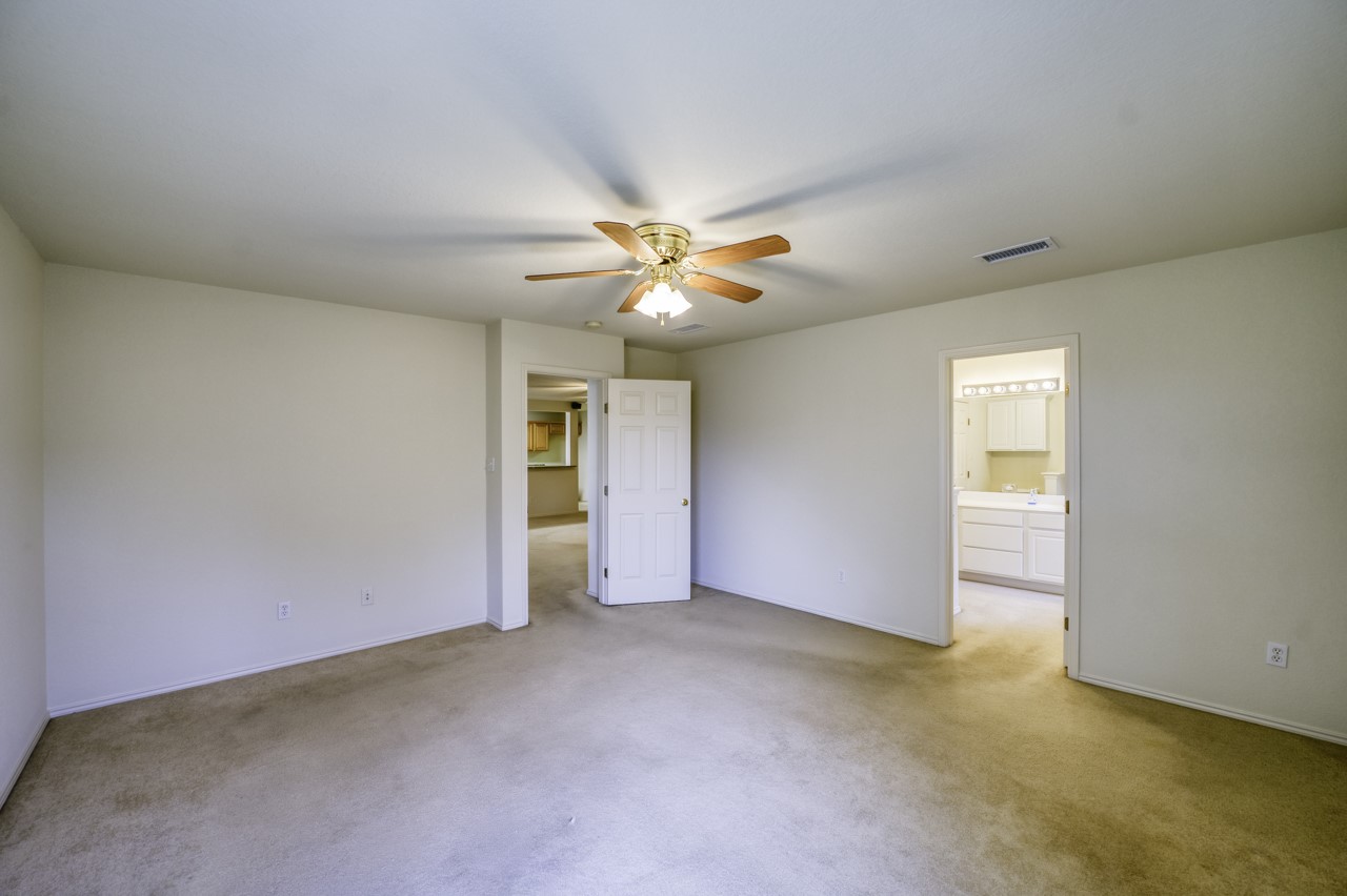 320 Shane Lane Burleson TX 76028