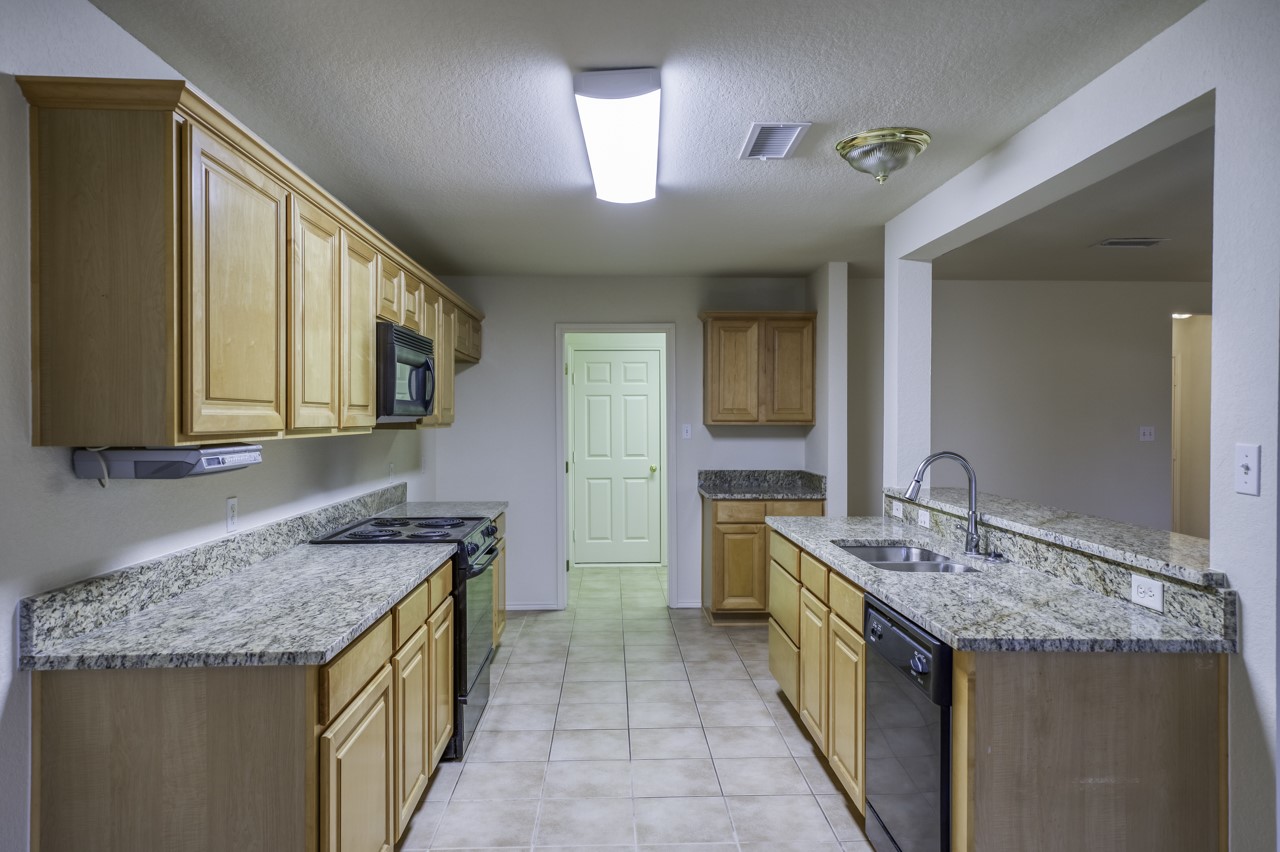320 Shane Lane Burleson TX 76028