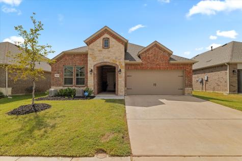 2919 Brady Starr Drive Aubrey TX 76227