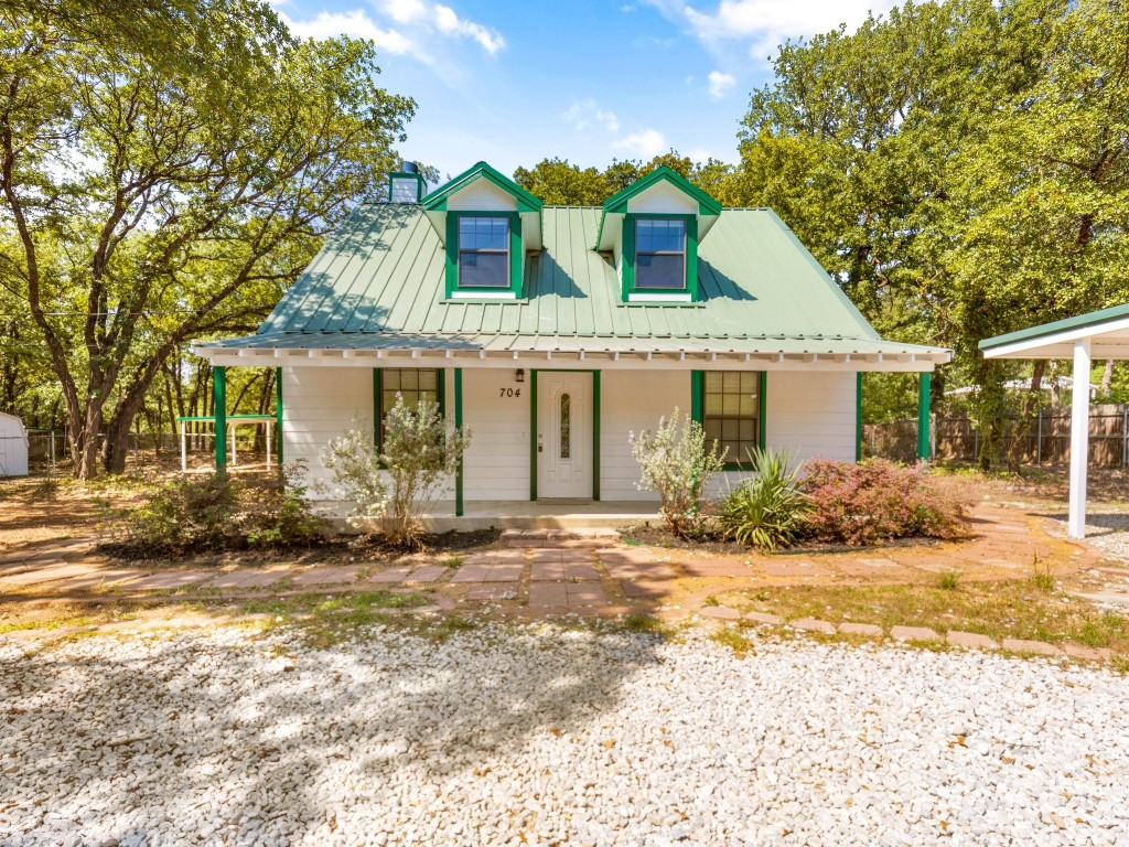 704 Mary Lou Street Azle TX 76020