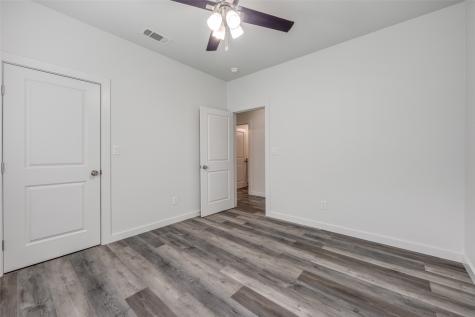 924 W Collins Street Denison TX 75020