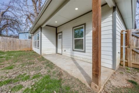 924 W Collins Street Denison TX 75020