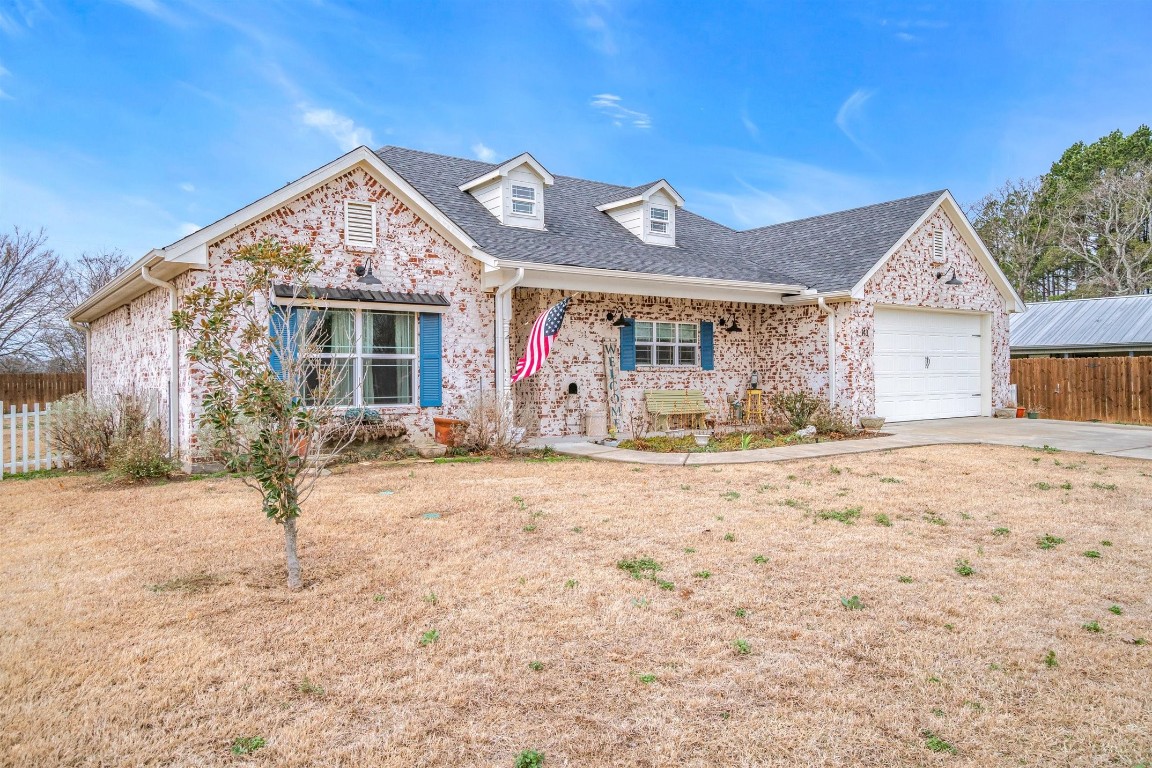 143 Posey Lake Drive Edgewood TX 75117