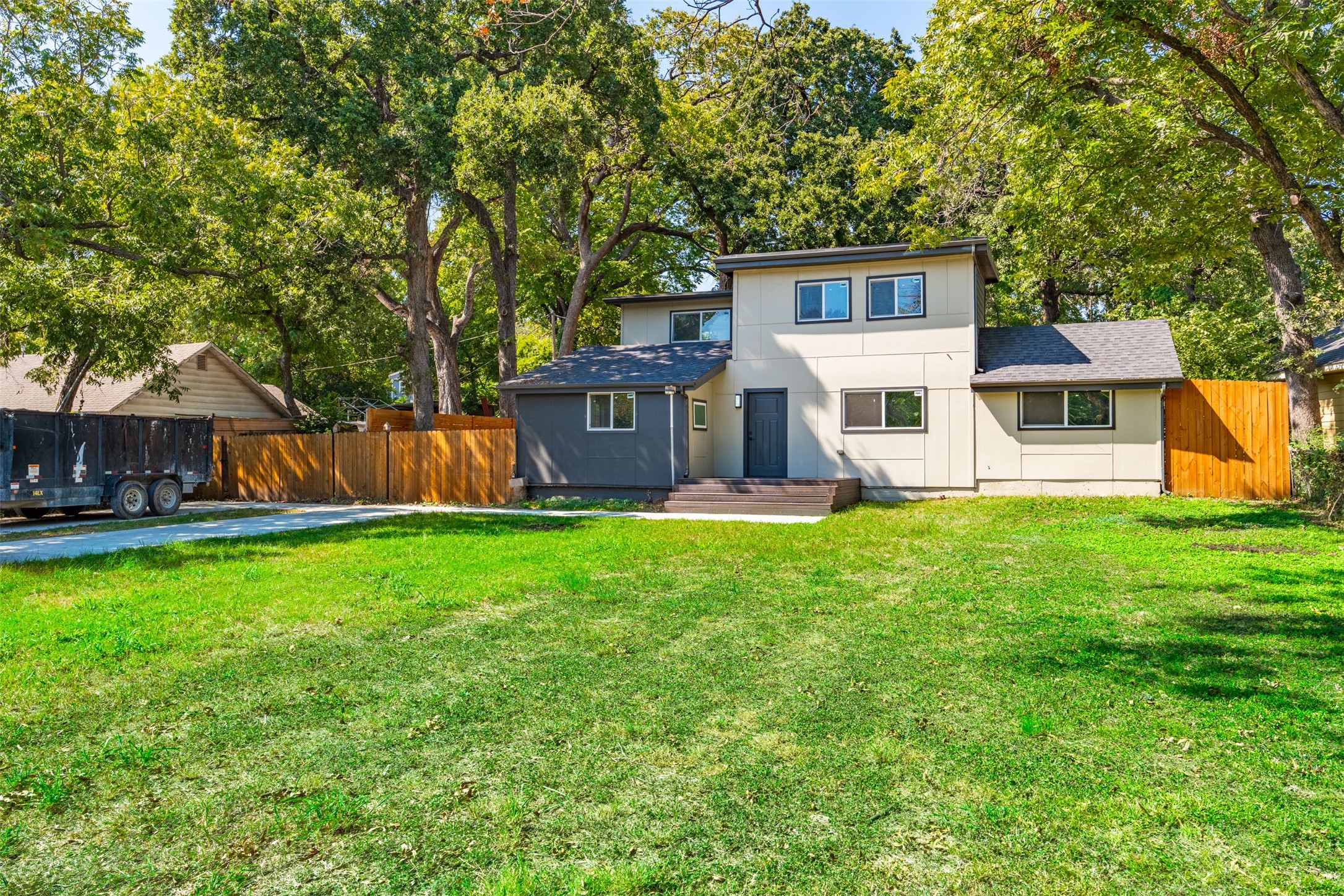 901 Isbell Road Fort Worth TX 76114