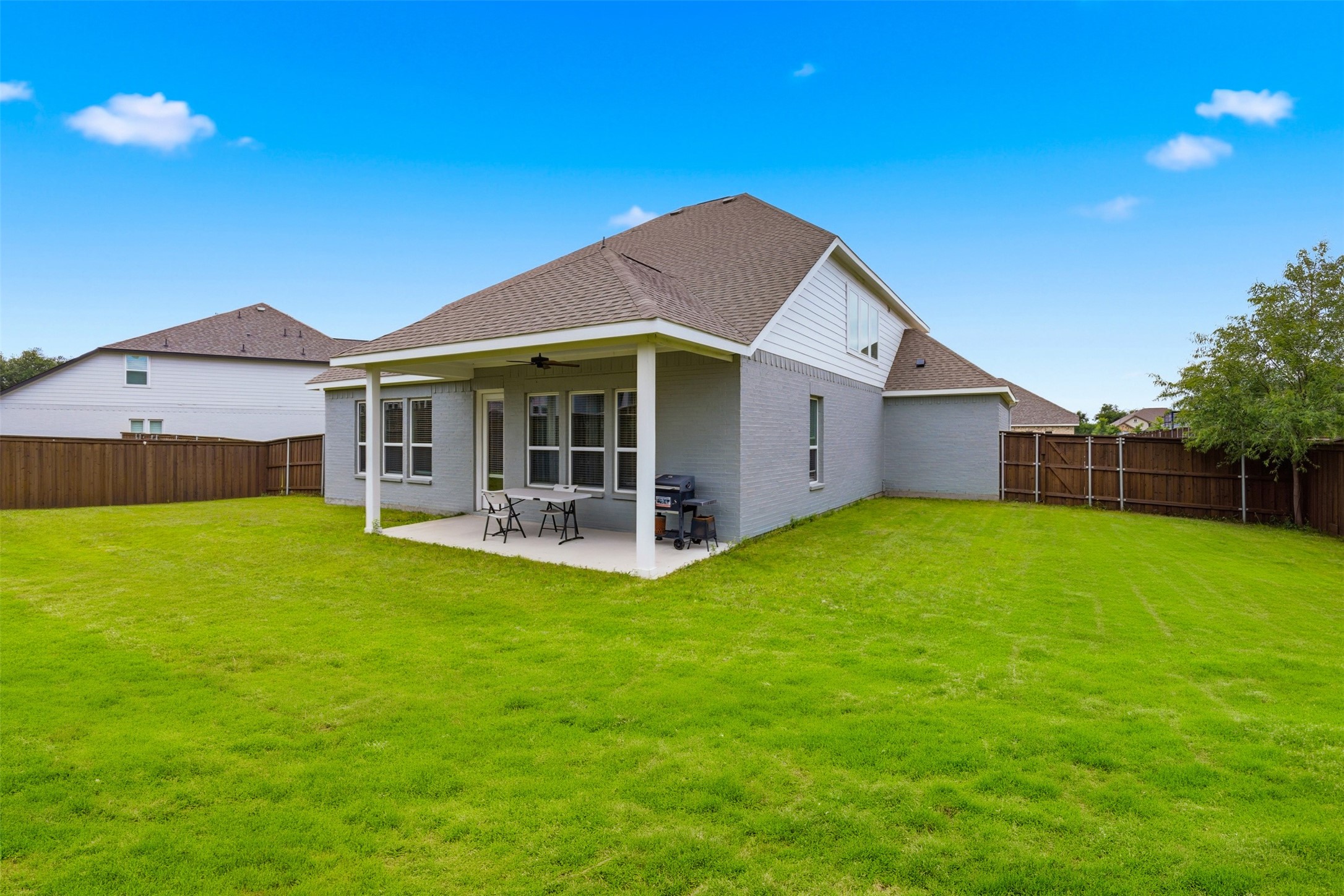 5805 Heatherwood Loop Sachse TX 75048