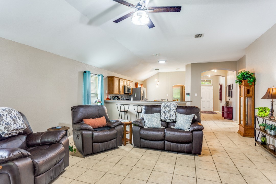 10534 Highland Ridge Road Fort Worth TX 76108
