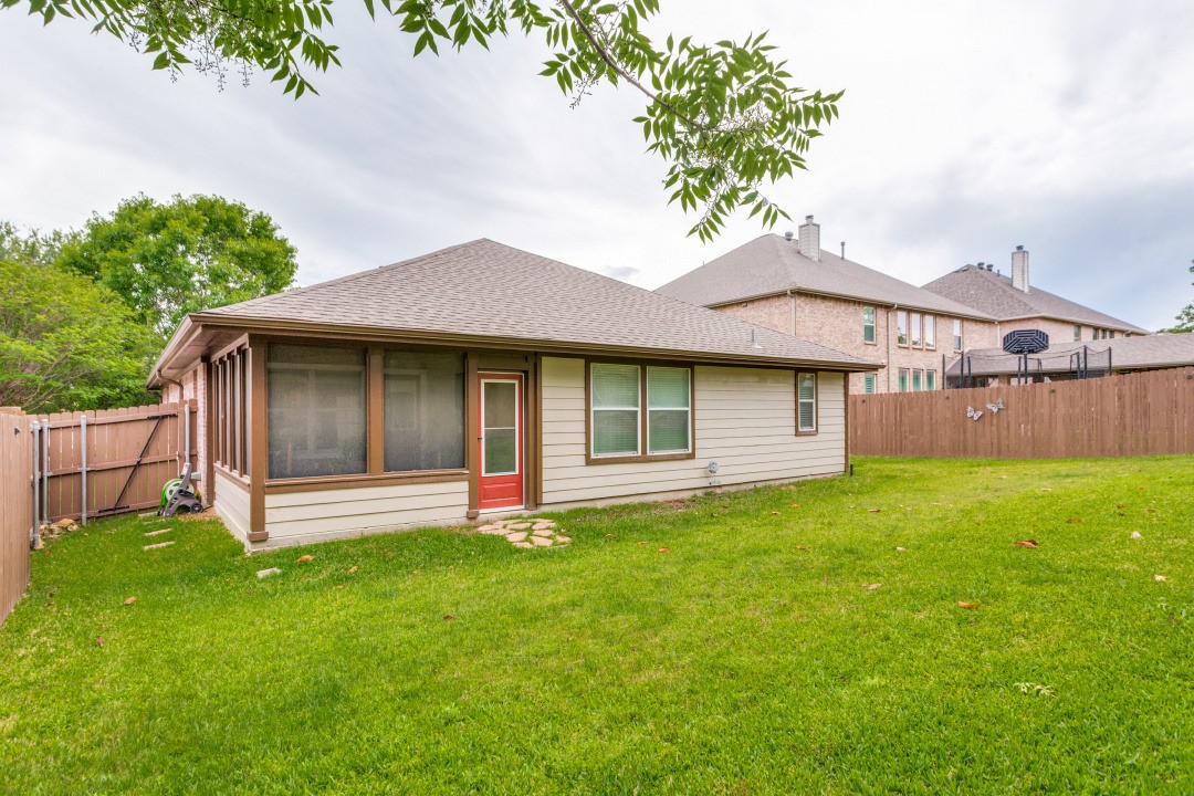 10534 Highland Ridge Road Fort Worth TX 76108