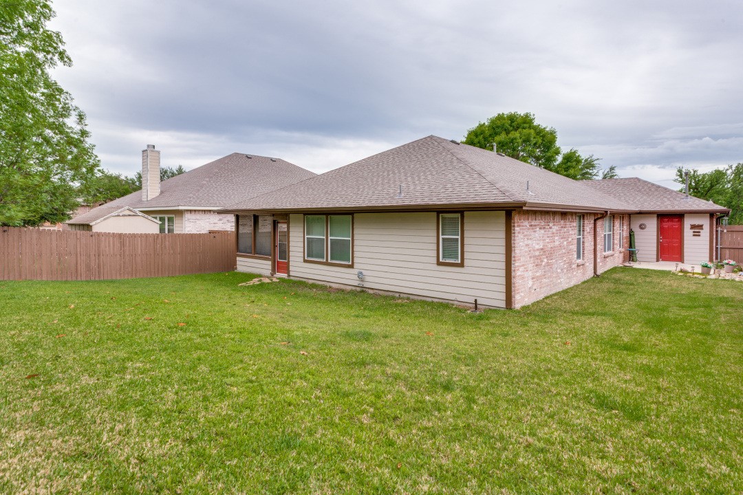 10534 Highland Ridge Road Fort Worth TX 76108