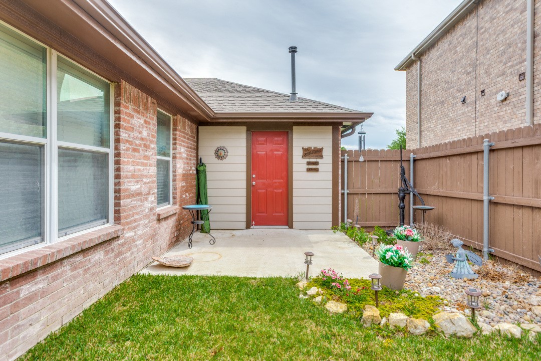 10534 Highland Ridge Road Fort Worth TX 76108